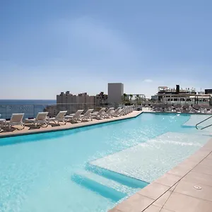 Be.hotel Ξενοδοχείο